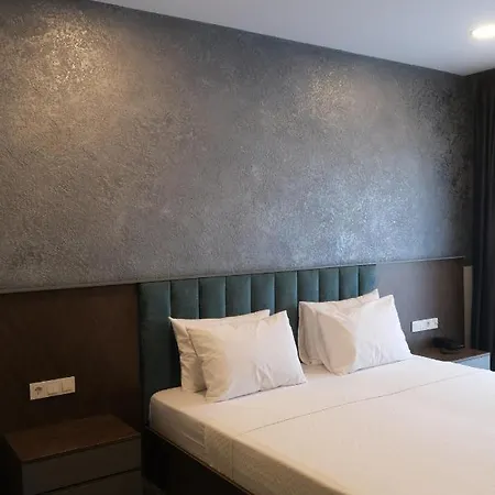 Four Reels 3* Serdivan