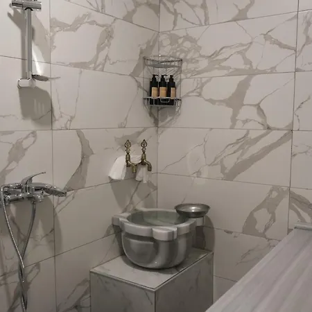Four Reels Hotel Serdivan