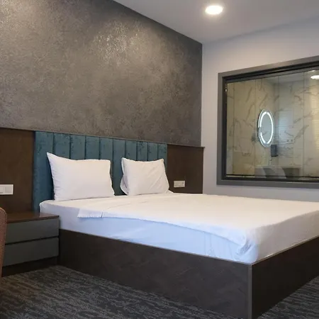 Hotel Four Reels Serdivan