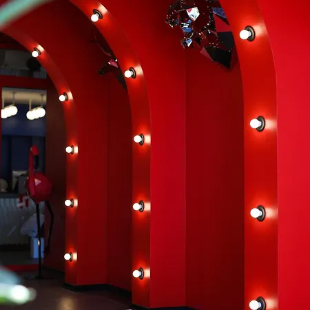Hotel Four Reels
