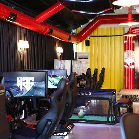 Hotel Four Reels Serdivan