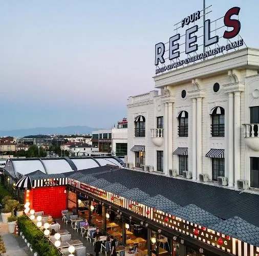 Szálloda Four Reels 3*